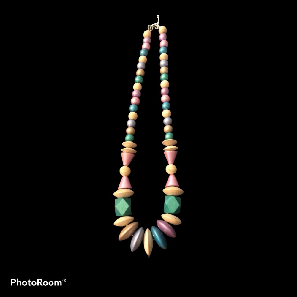 Vintage 80s Grandmacore Wood Shape Pastel Necklace‎ - Picture 2 of 5